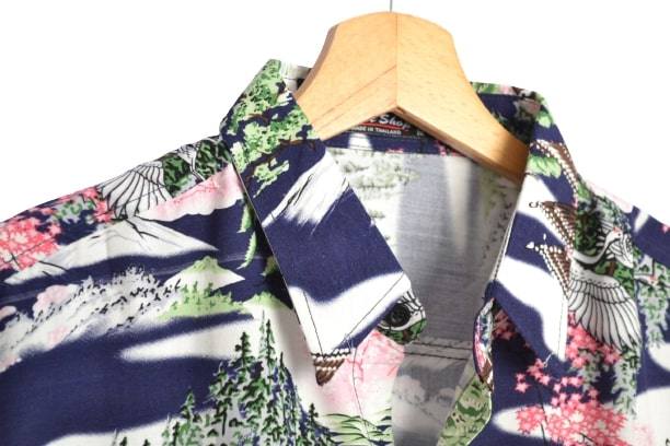 Vue col chemise hawaienne bleu marine motifs asiatiques et grues du japon - GL BOUTIK