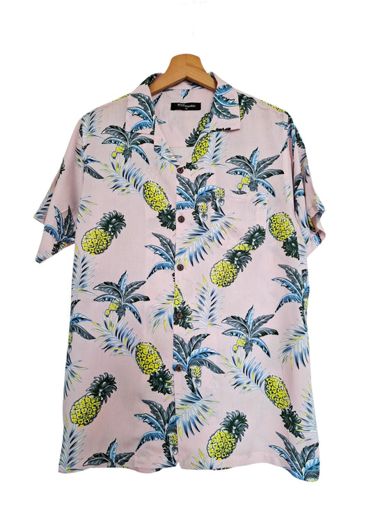 Chemise hawaienne rose à motifs ananas jaunes - GL BOUTIK