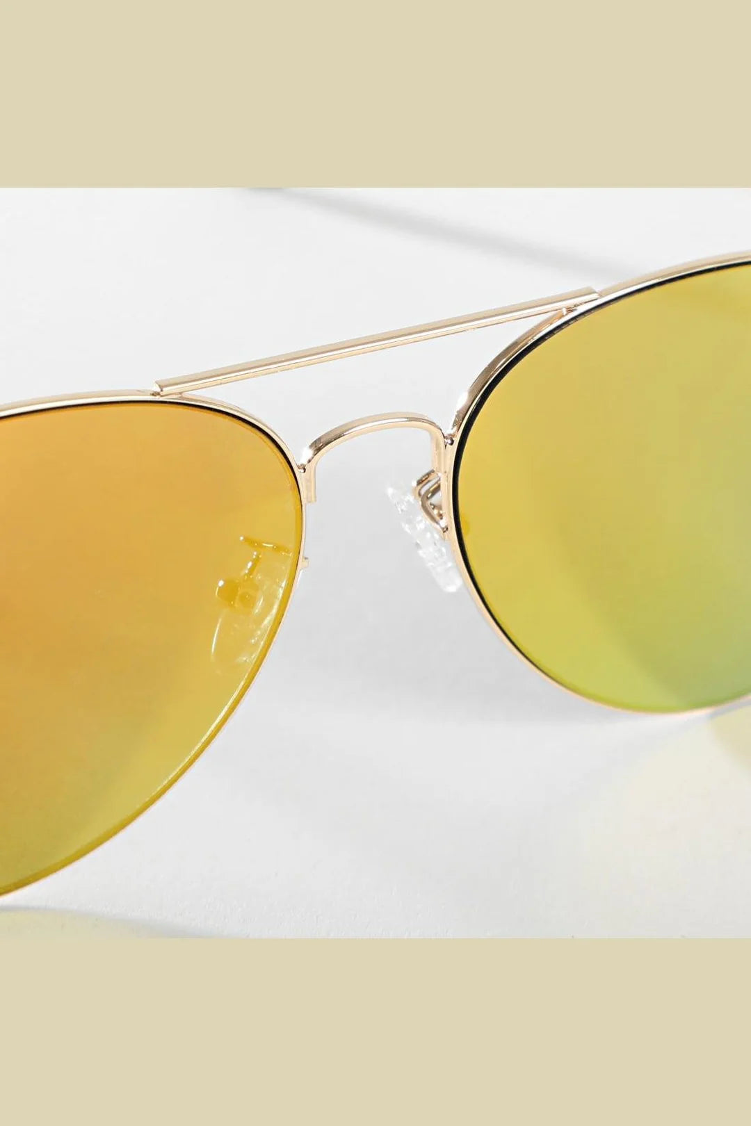 Vue verre lunettes de soleil aviateur à verres miroir jaune - GL BOUTIK