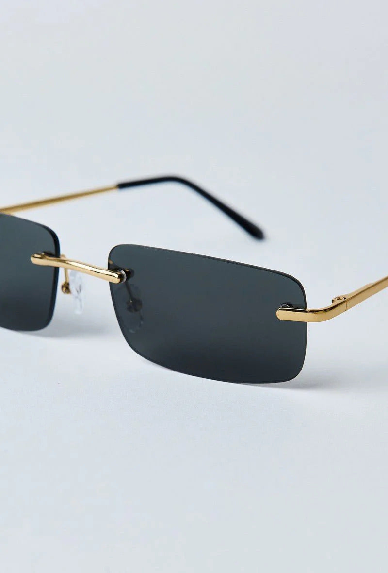 Vue près lunettes de soleil rectangulaires à verres sans monture noirs - GL BOUTIK